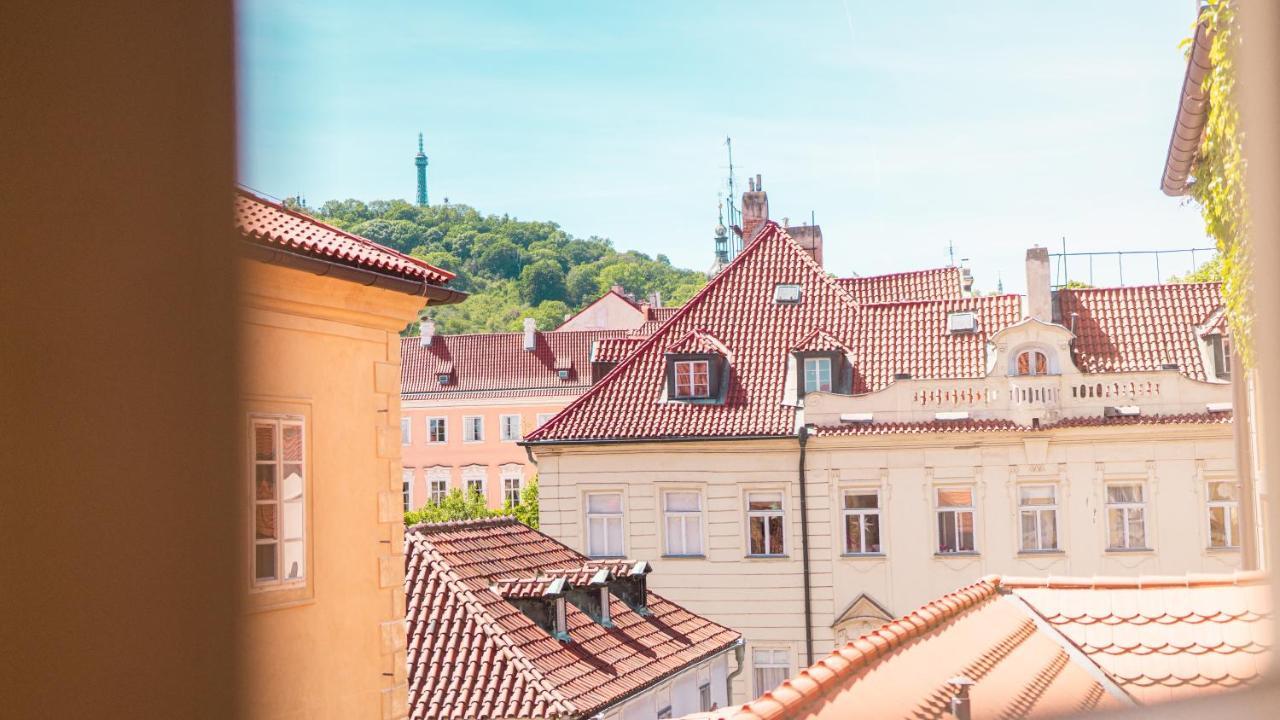 Apartament Dvorak *