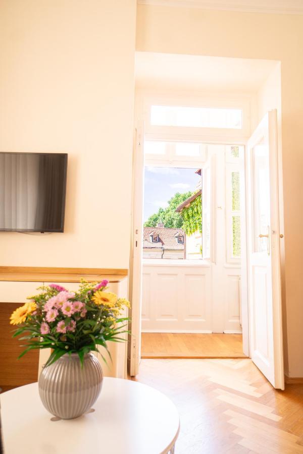 Dvorak Apartament *